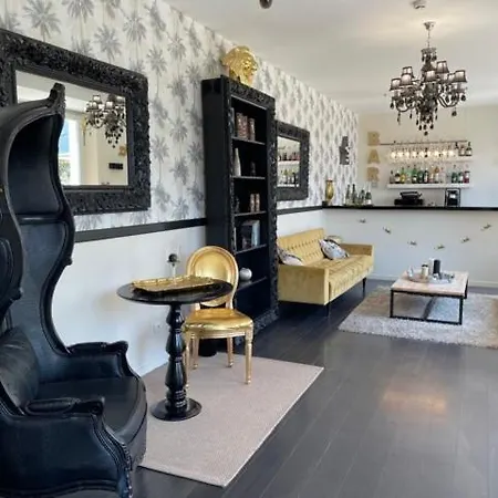 La 4* Cannes