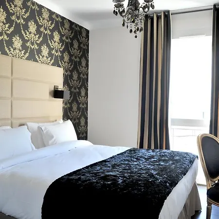 Hotel La Croisette 4*